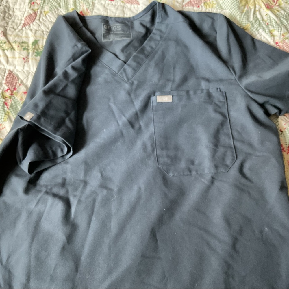 FIGS Charcoal Gray Scrub Top